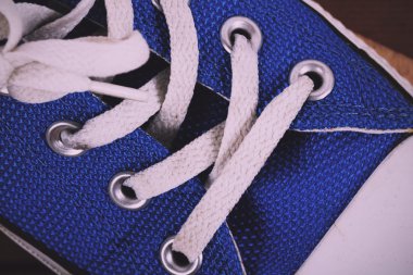 Eski ahşap zemin Vintage Retro filtre üzerinde ayakkabı tuval.