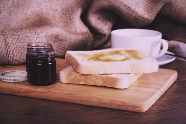 Dilim tost bir rustik karşı Vintage Retro filtre arka plan