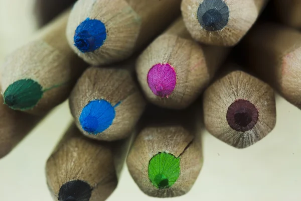 Gros plan des crayons de couleur — Photo