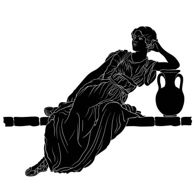 Antik Yunan tuniğinde genç ve narin bir kadın bir sürahi şarabın yanında taş bir korkulukta oturuyor. Beyaz arkaplanda izole edilmiş figür.