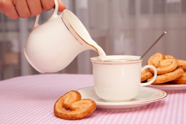 Hamur işleri ve çay