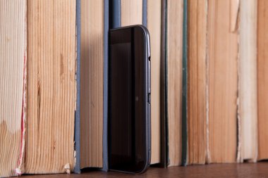 Tablet ve kitaplar