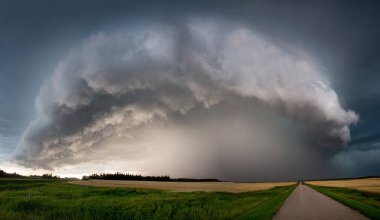 Uğursuz Fırtına Bozkır Bulutları Yaz raf Bulutları