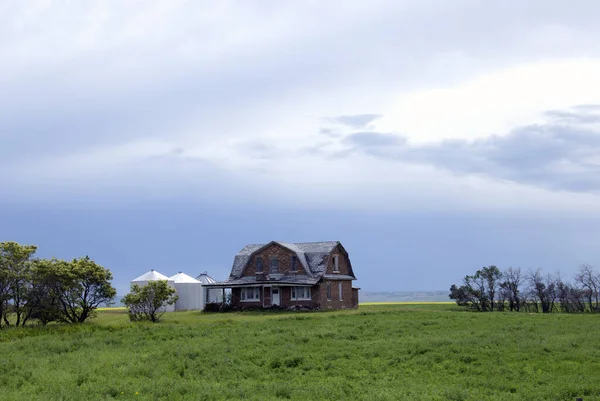 Ominous Storm Wolken Prairie Summer Rural Scene — Stockfoto