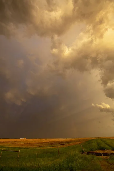 Ominous Storm Clouds Prairie Summer Rural Susnet Rainbow — Stock Photo, Image