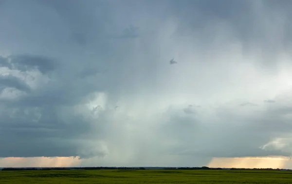 Ominous Storm Clouds Prairie Summer Rural Scene — Fotografia de Stock