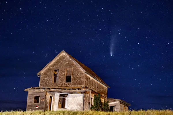 Neowise Comet Abandoned Buildings Saskatchewan Καναδάς — Φωτογραφία Αρχείου