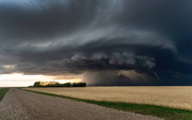 Prairie Storm Canada Yaz zamanı bulutları uyarısı