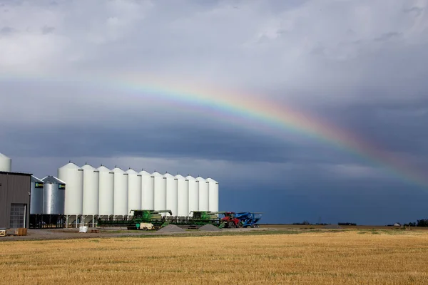 Prairie Rainbow Saskatchewan Canada Bella Scena — Foto Stock