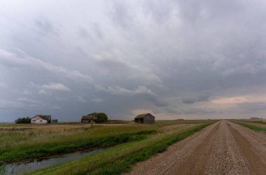 Prairie Storm Canada Yaz zamanı bulutları uyarısı