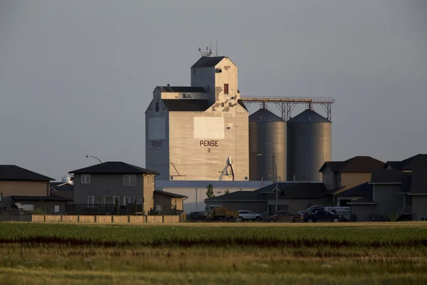 Ascensore grano Saskatchewan — Foto Stock