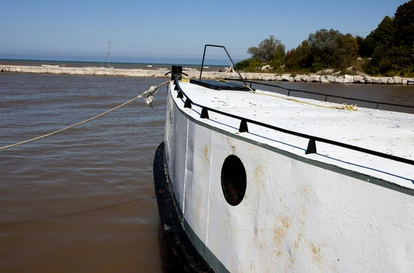 Antiguo barco de pesca — Foto de Stock