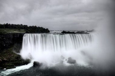 Niagara Falls gündüz