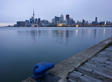 Gece atış Toronto City