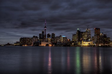 Gece atış Toronto City