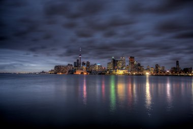 Gece atış Toronto City