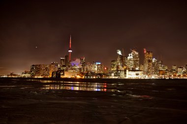 Gece atış Toronto