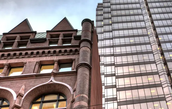 Gebouwen oude en nieuwe Toronto — Stockfoto