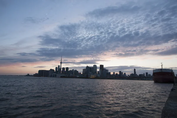 Skyline de Toronto depuis le quai — Photo