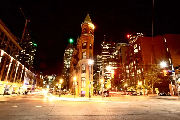 Nacht foto Toronto City platte ijzer — Stockfoto