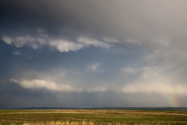 Bouřková mračna Saskatchewan Rainbow — Stock fotografie