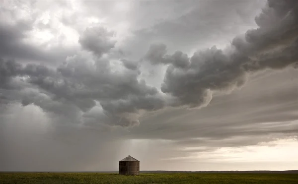 Storm wolken Prairie Sky — Stockfoto