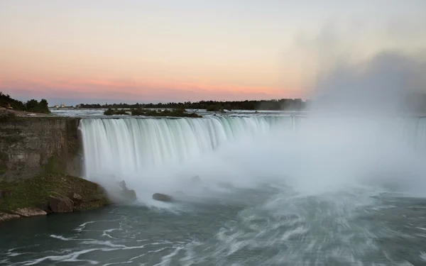 Niagara Şelalesi doğal — Stok fotoğraf