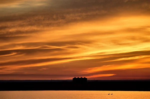 Sunset landsbygdens Saskatchewan — Stockfoto