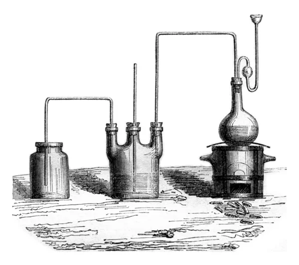 The apparatus for producing the chlorine gas, vintage engraving. — Stockfoto