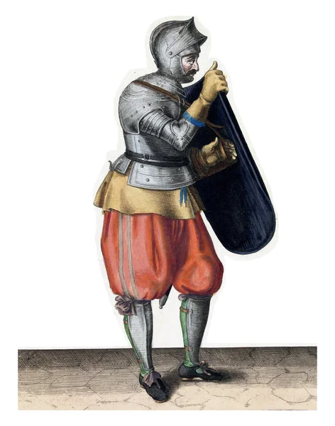 군인은 오른손으로 방수포를 왼손으로는 1618 빈티지 판화를 허리띠를 잡는다 — 스톡 사진