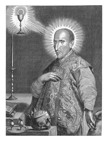 Jesuit Franciscus Borgia Standing Two Tables Which Crowned Skull Tray — 스톡 사진