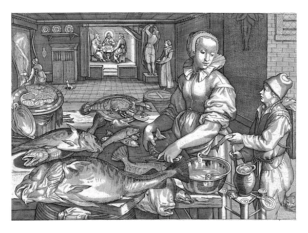 Interior Kitchen Foreground Table Large Small Fish Woman Cleaning Fish — Stok Foto
