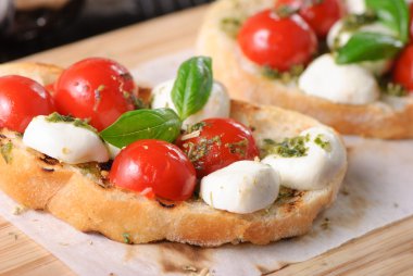 Bruschetta Caprese