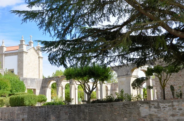 Catedral e ruínas do antigo mosteiro — Fotografia de Stock