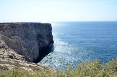Algarve 'ın kayalık kıyıları
