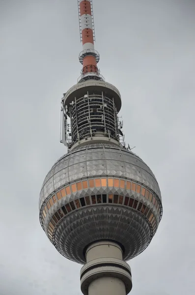 Torre alta — Fotografia de Stock