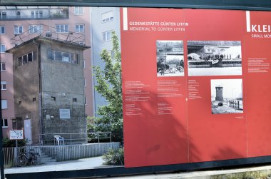 Berlin'de açık sergi eski fotoğraf