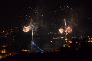 Porto kenti üzerinde havai fişek