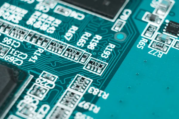 Macro Disparo Placa Circuito Con Resistencias Microchips Componentes Electrónicos Tecnología — Foto de Stock