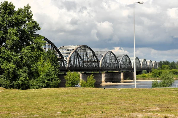 Bro över floden Vistula i Grudziądz — Stockfoto