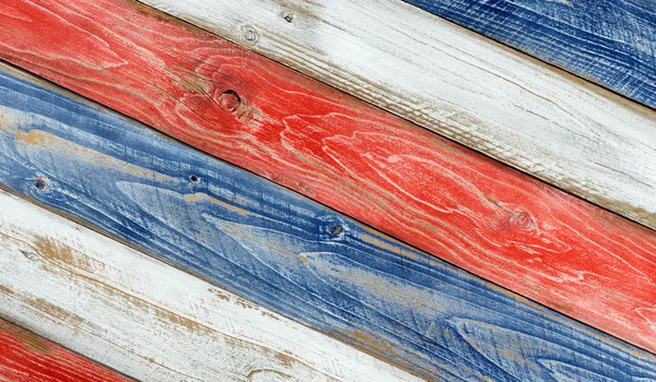 Tableros descoloridos en ángulo pintados en colores nacionales de los E.E.U.U. — Foto de Stock