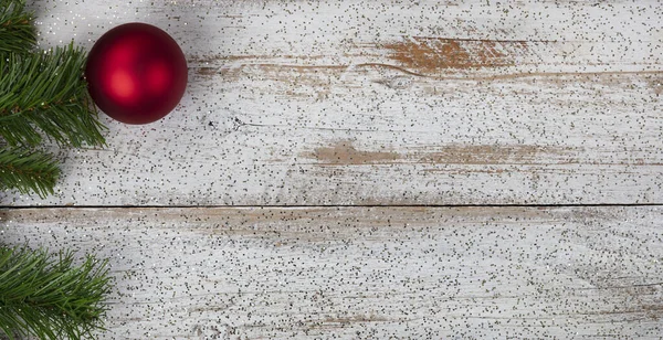 Decoración Adorno Rojo Único Madera Blanca Rústica Para Navidad Año — Foto de Stock