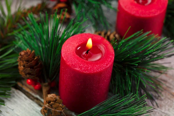 Gros Plan Bougie Rouge Incandescente Pour Les Fêtes Chaudes Noël — Photo
