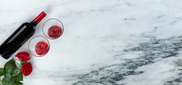 Vinho Tinto Para Feliz Dia Dos Namorados Fundo Pedra Mármore — Fotografia de Stock