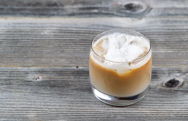 Gelato appena sbattuto Caffè e Crema in Vetro — Foto Stock