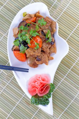 Çin Mutfağı kızarmış Tofu yemek 