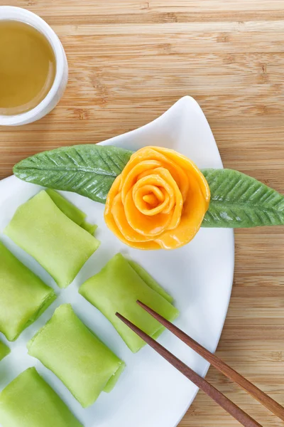 Bolos de frutas secas chinesas para sobremesa — Fotografia de Stock