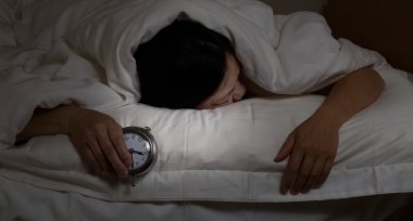 Olgun kadın gece uyuyamıyorum