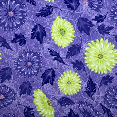 Bu zarif çiçek desenleri yumuşak yeşil katmanlı çiçekleri ve lavanta tonlarını koyu mor kumaşlı arka planda sergiliyor. Detaylı taç yaprakları ve ince tekstil etkisi sanatsal derinlikte gelişmiş bir botanik görünüm yaratır. İnler