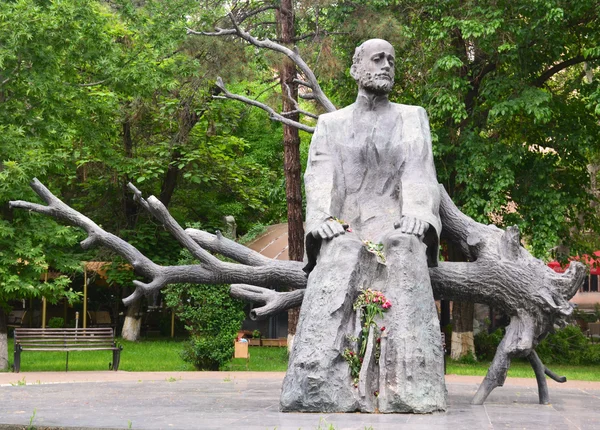 Monumento a Komitas en Ereván — Foto de Stock